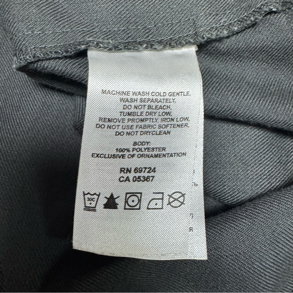 Mountain Hardware Dark Gray Button Down Casual‎ S… - image 7